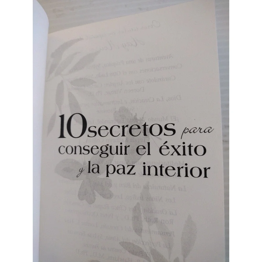 10 Secretos para Conseguir el Éxito‎ y la Paz Interior by Wayne W. Dyer (2005)